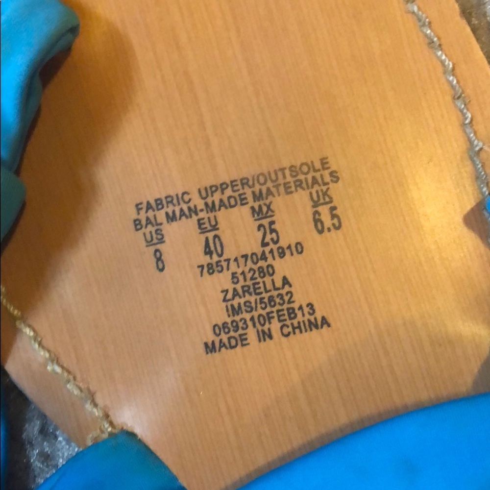 Bongo sandals - Picture 3 of 3